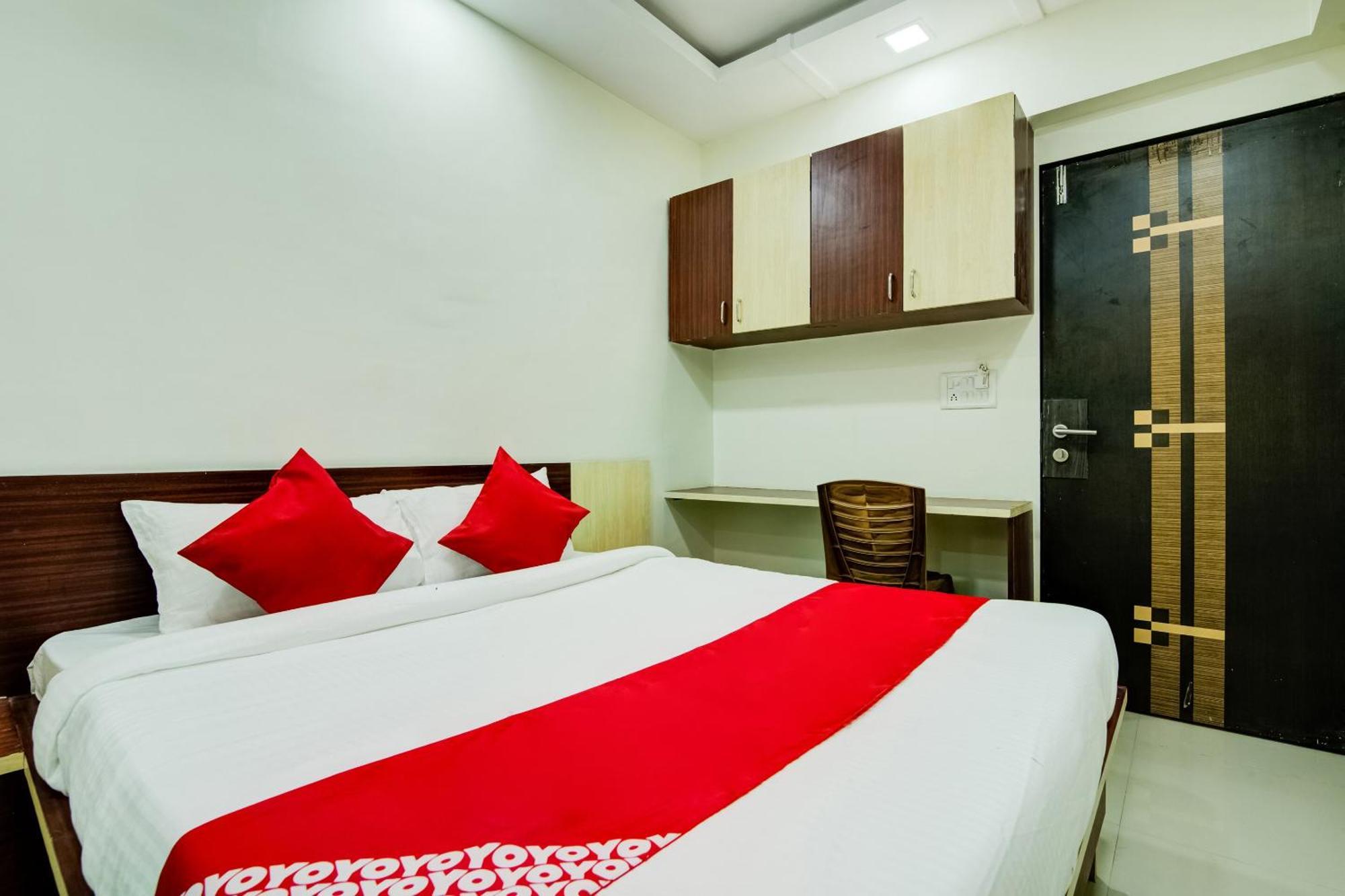 Hotel O Kunal Palace Нави Мумбаи Экстерьер фото